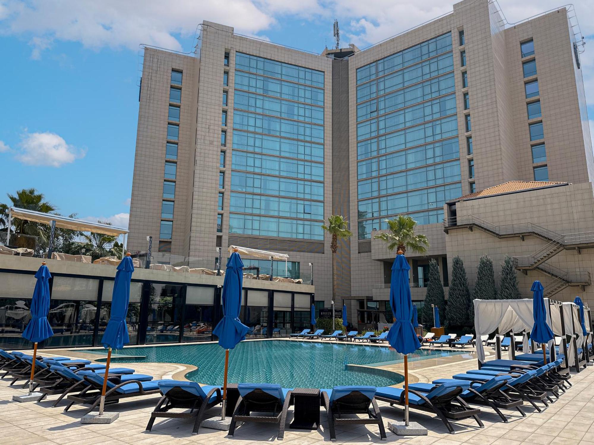 Готель Erbil Rotana Екстер'єр фото