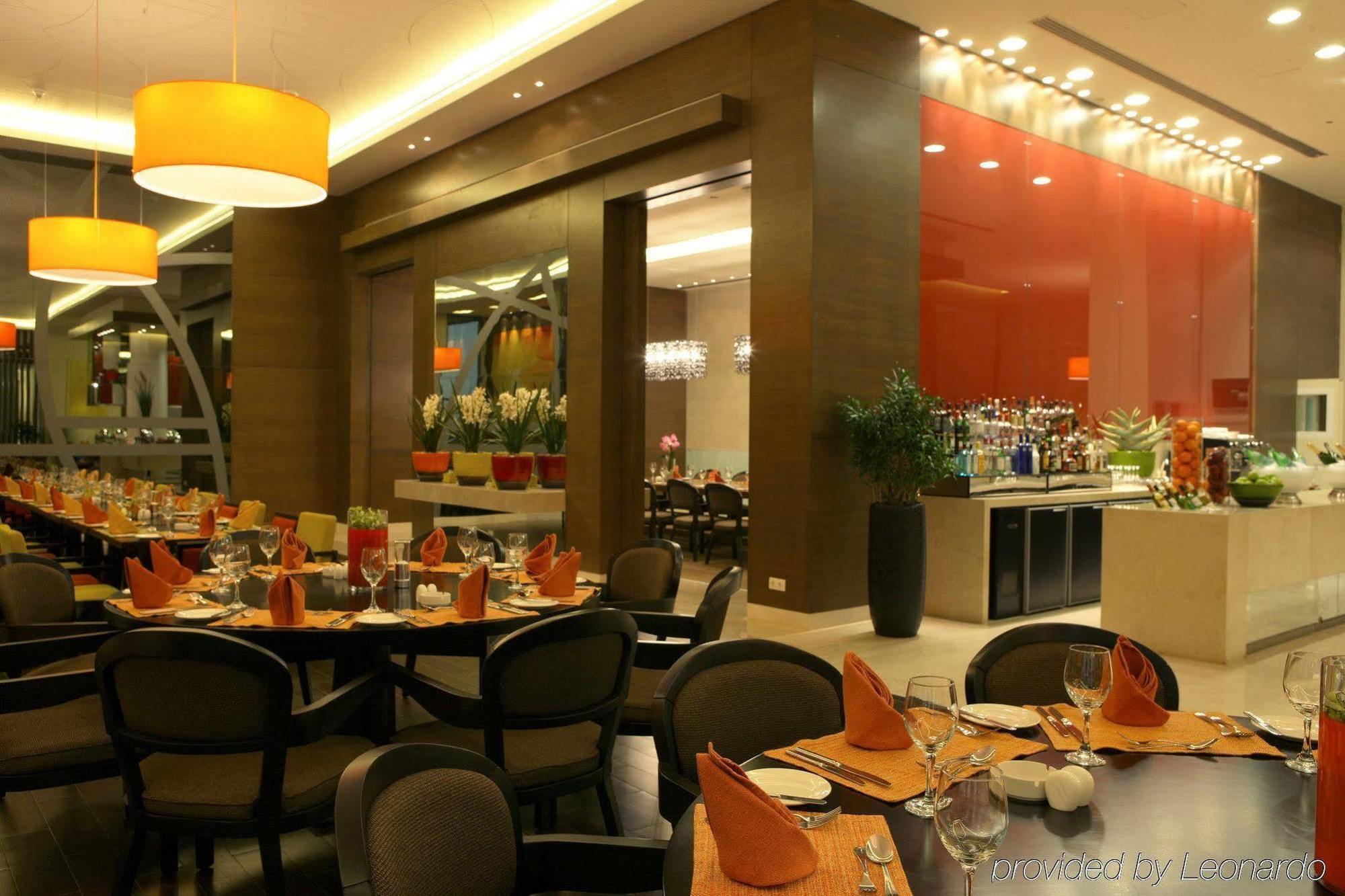 Готель Erbil Rotana Ресторан фото